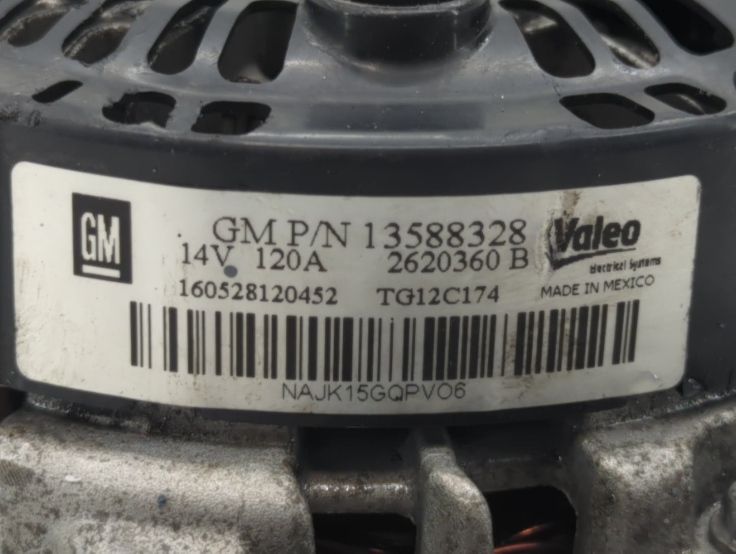 2010-2017 Chevrolet Equinox Alternator Replacement Generator Charging Assembly Engine OEM P/N:13500315 13588328 Fits OEM Use