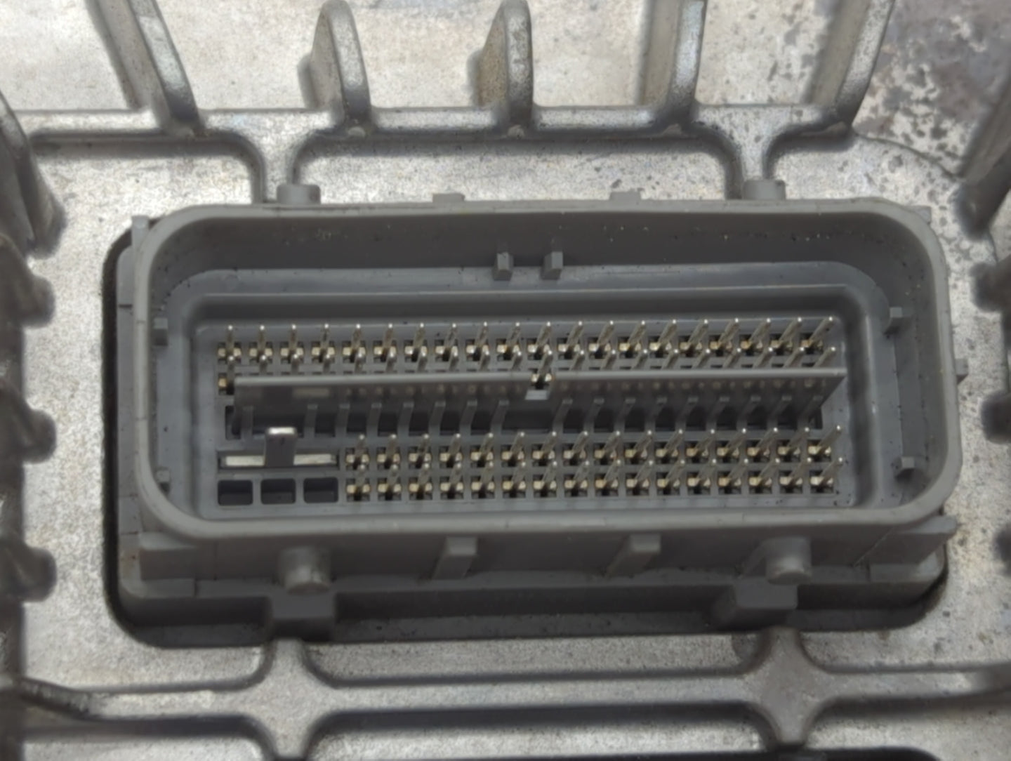 2017 Chevrolet Equinox PCM Engine Control Computer ECU ECM PCU OEM P/N:12667002 12694743, 12687296 Fits Fits 2018 2019 2020 