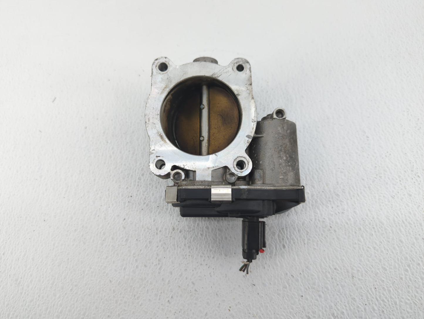 2016-2017 Chevrolet Equinox Throttle Body P/N:12670834AA Fits Fits 2016 2017 OEM Used Auto Parts - Oemusedautoparts1.com