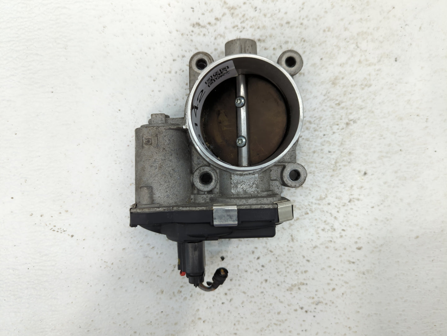 2016-2017 Chevrolet Equinox Throttle Body P/N:12670834AA Fits Fits 2016 2017 OEM Used Auto Parts - Oemusedautoparts1.com