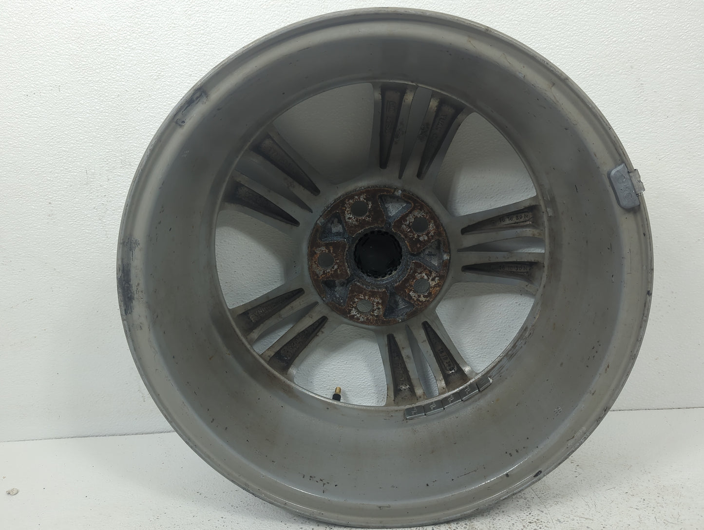 2017 Chevrolet Equinox Oem Wheel Rim 5024795 - Oemusedautoparts1.com
