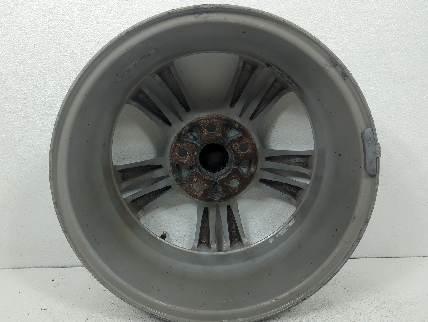 2017 Chevrolet Equinox Oem Wheel Rim 5024796 - Oemusedautoparts1.com