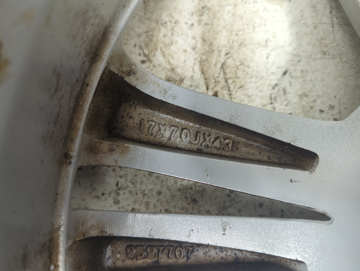 2017 Chevrolet Equinox Oem Wheel Rim 5024797 - Oemusedautoparts1.com