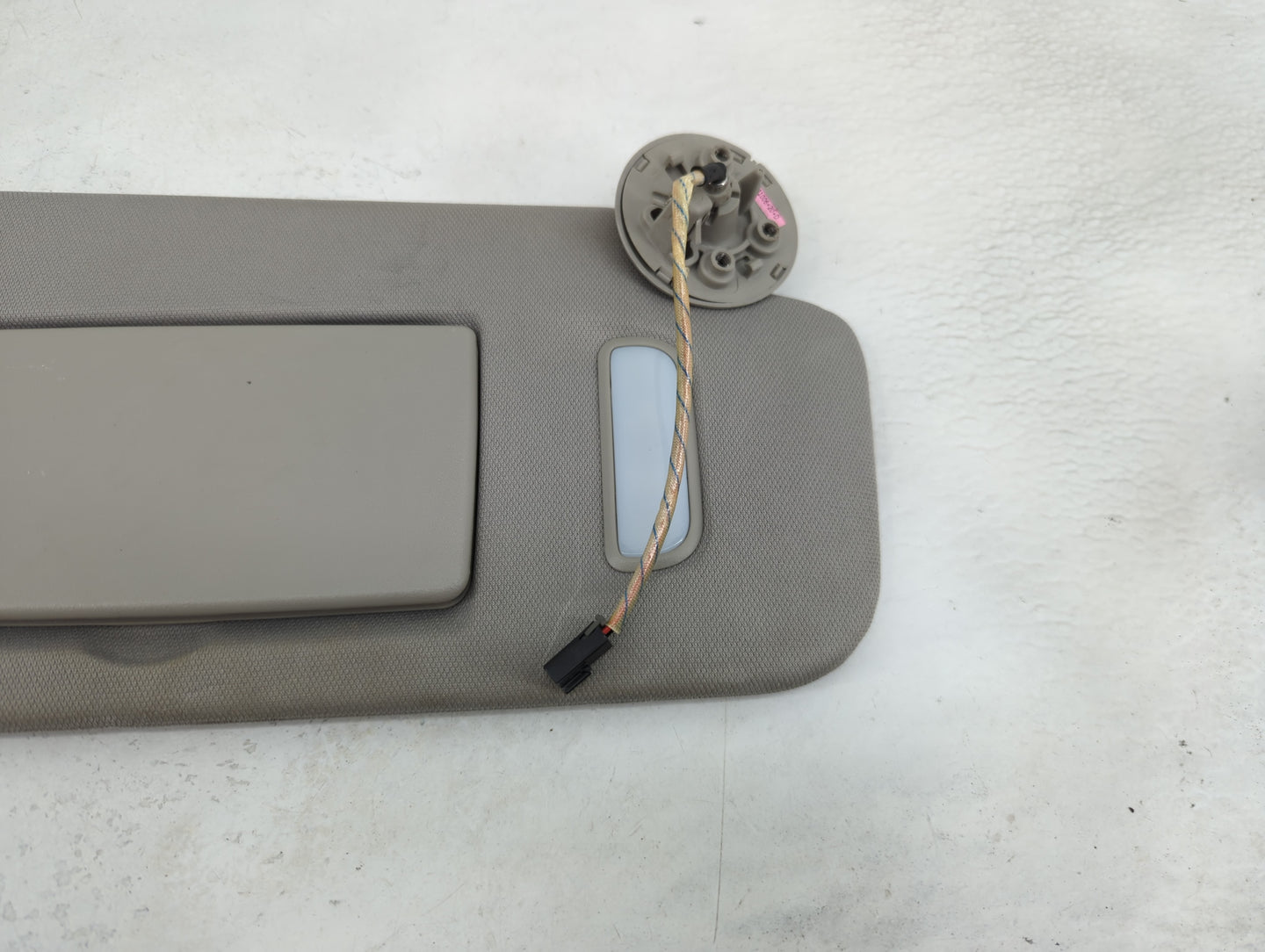 2010-2017 Chevrolet Equinox Sun Visor Shade Replacement Passenger Right Mirror Fits Fits 2010 2011 2012 2013 2014 2015 2016 