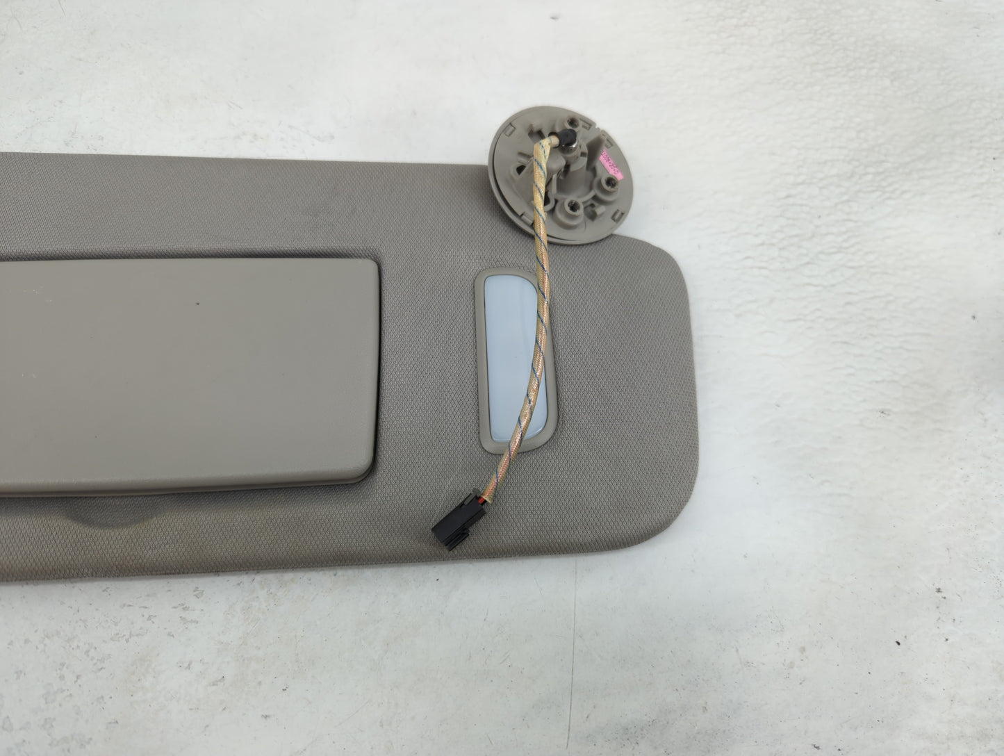2010-2017 Chevrolet Equinox Sun Visor Shade Replacement Passenger Right Mirror Fits Fits 2010 2011 2012 2013 2014 2015 2016 