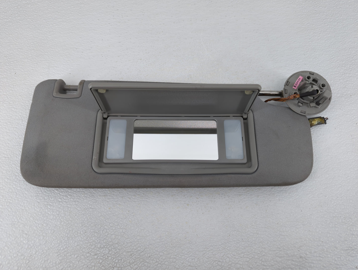 2010-2017 Chevrolet Equinox Sun Visor Shade Replacement Passenger Right Mirror Fits Fits 2010 2011 2012 2013 2014 2015 2016 