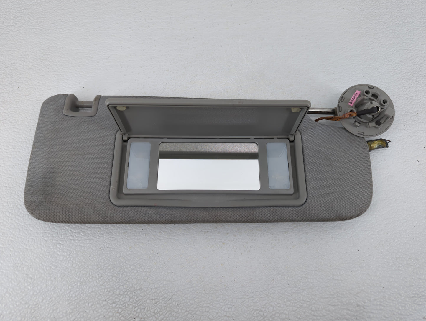 2010-2017 Chevrolet Equinox Sun Visor Shade Replacement Passenger Right Mirror Fits Fits 2010 2011 2012 2013 2014 2015 2016 