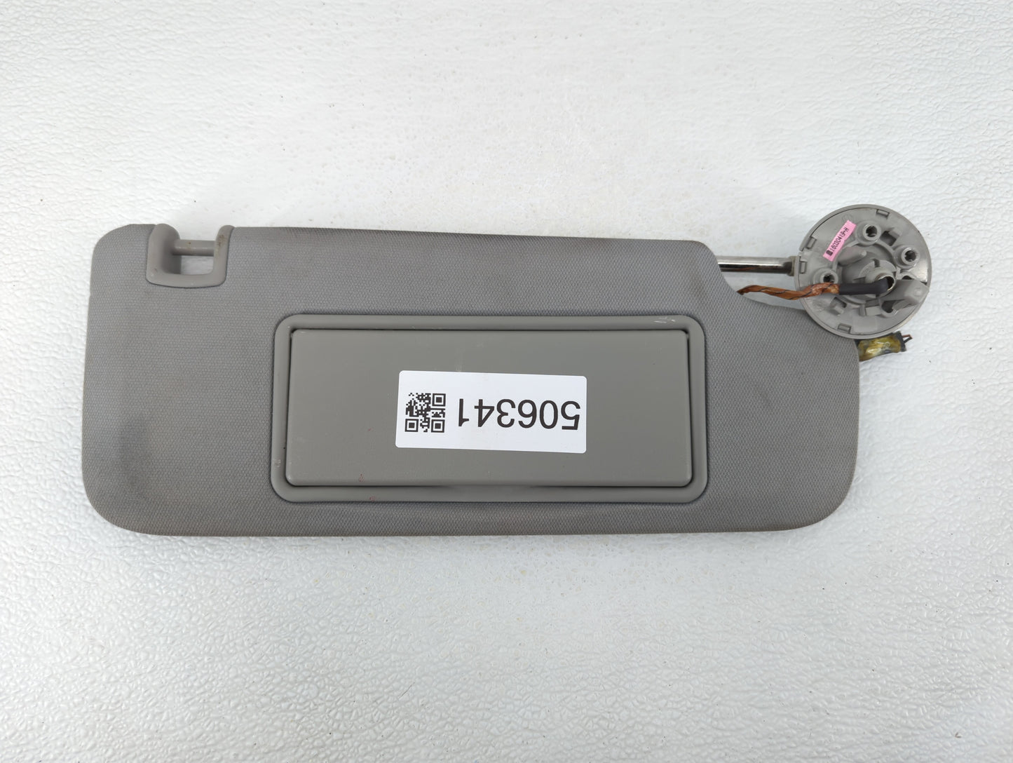 2010-2017 Chevrolet Equinox Sun Visor Shade Replacement Passenger Right Mirror Fits Fits 2010 2011 2012 2013 2014 2015 2016 