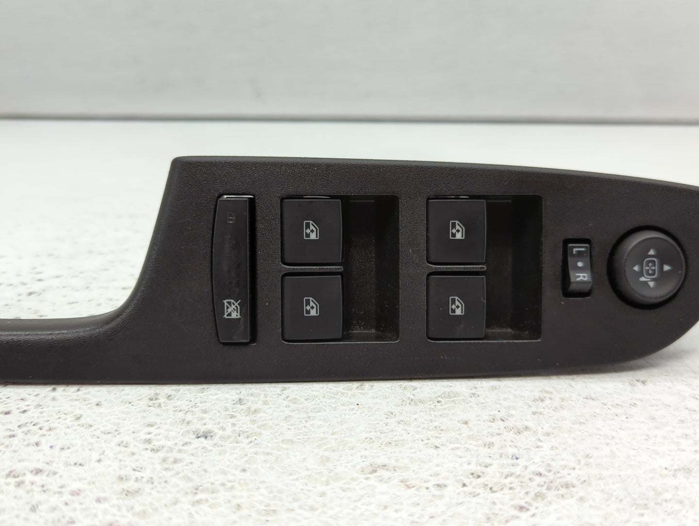 2010-2017 Chevrolet Equinox Master Power Window Switch Replacement Driver Side Left P/N:20917599 Fits OEM Used Auto Parts - 