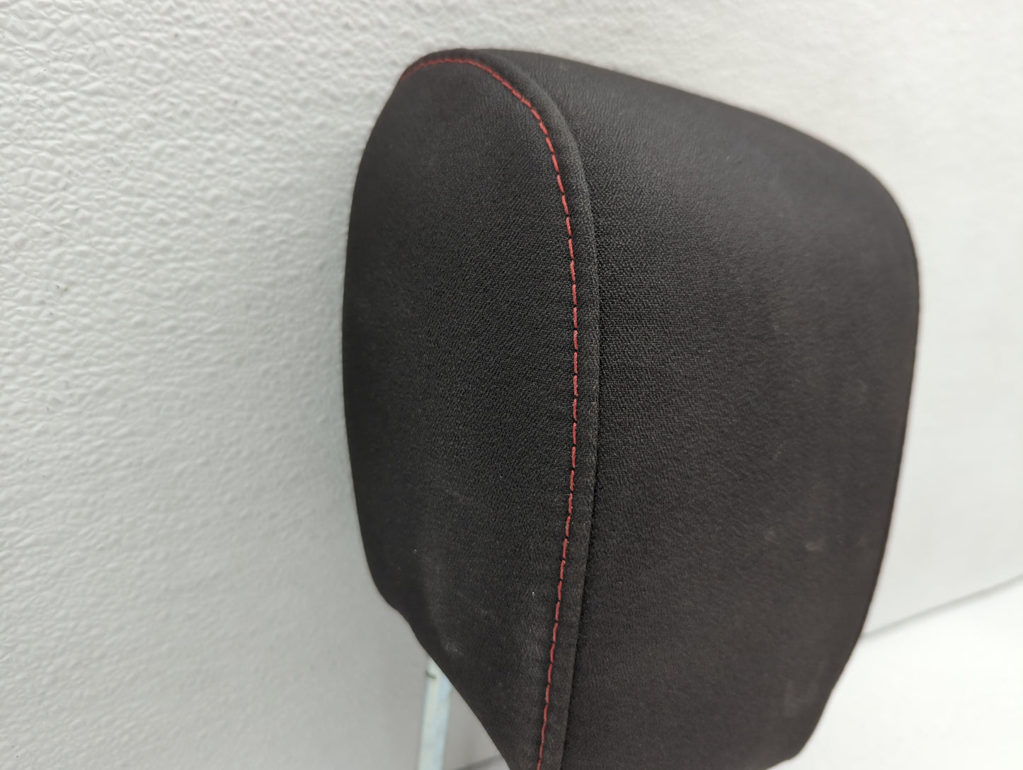 2014 Chevrolet Equinox Headrest Head Rest Front Driver Passenger Seat - Oemusedautoparts1.com