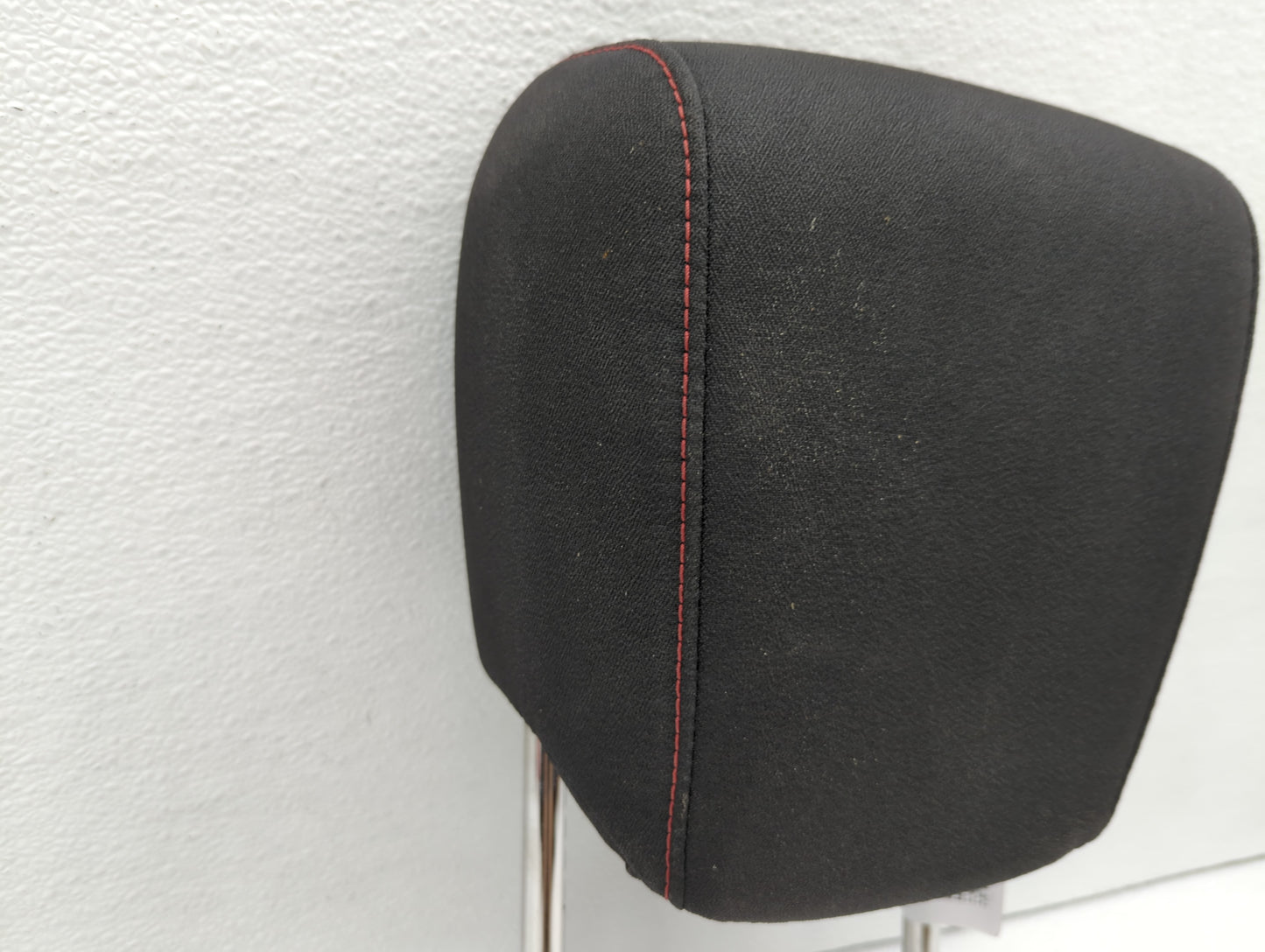 2014 Chevrolet Equinox Headrest Head Rest Front Driver Passenger Seat - Oemusedautoparts1.com
