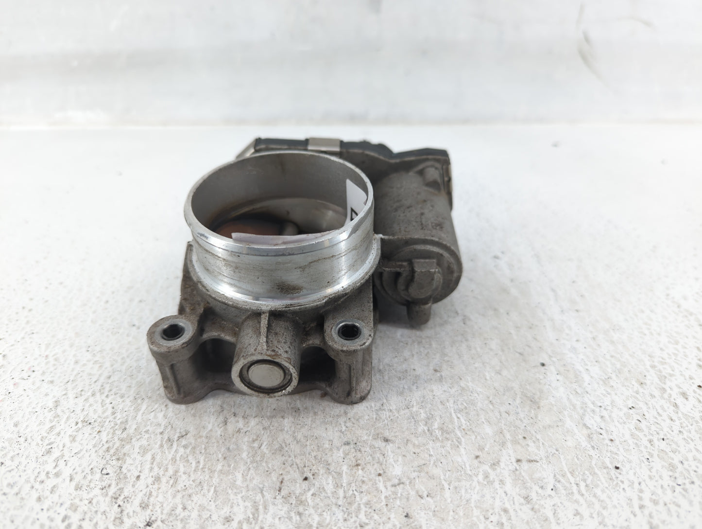 2016-2017 Chevrolet Equinox Throttle Body P/N:12670834AA Fits Fits 2016 2017 OEM Used Auto Parts - Oemusedautoparts1.com