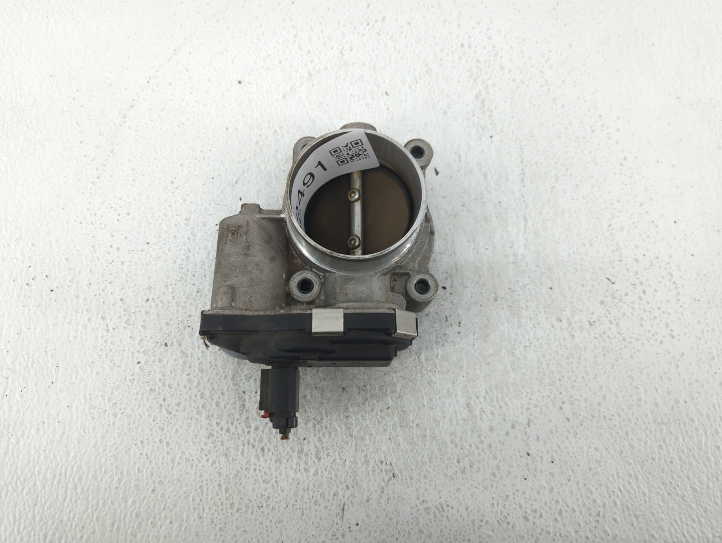 2016-2017 Chevrolet Equinox Throttle Body P/N:12670834AA Fits Fits 2016 2017 OEM Used Auto Parts - Oemusedautoparts1.com