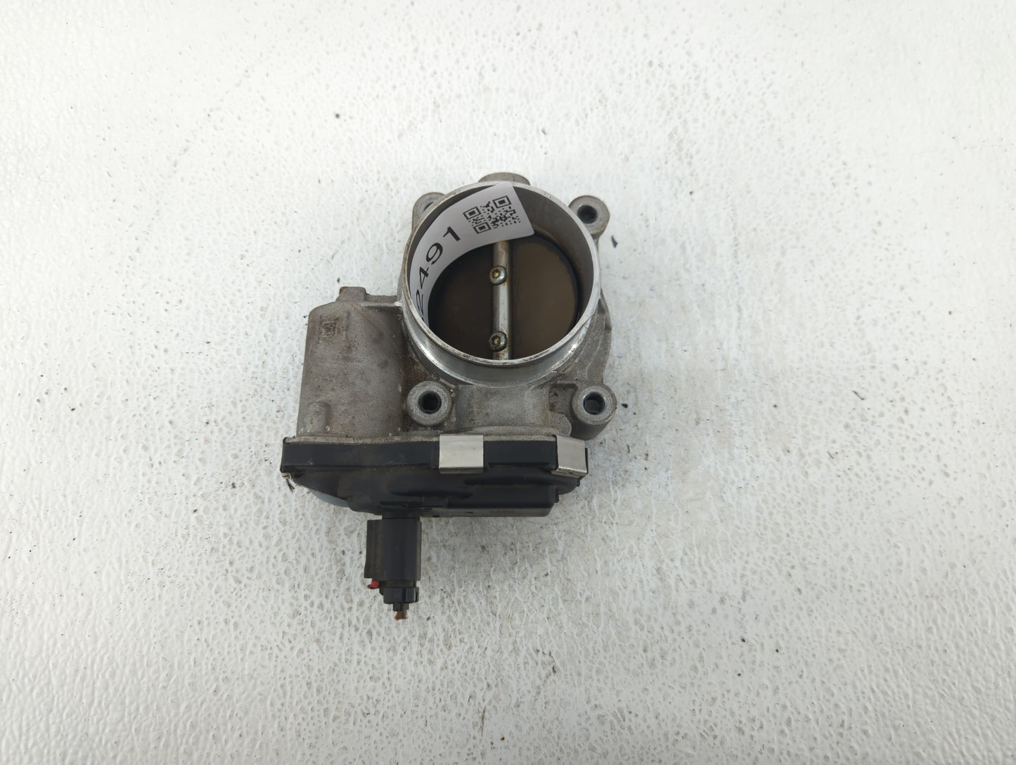 2016-2017 Chevrolet Equinox Throttle Body P/N:12670834AA Fits Fits 2016 2017 OEM Used Auto Parts - Oemusedautoparts1.com