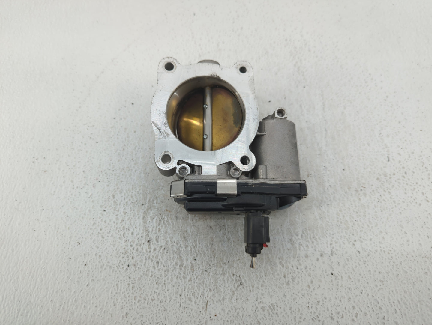 2016-2017 Chevrolet Equinox Throttle Body P/N:12670834AA Fits Fits 2016 2017 OEM Used Auto Parts - Oemusedautoparts1.com