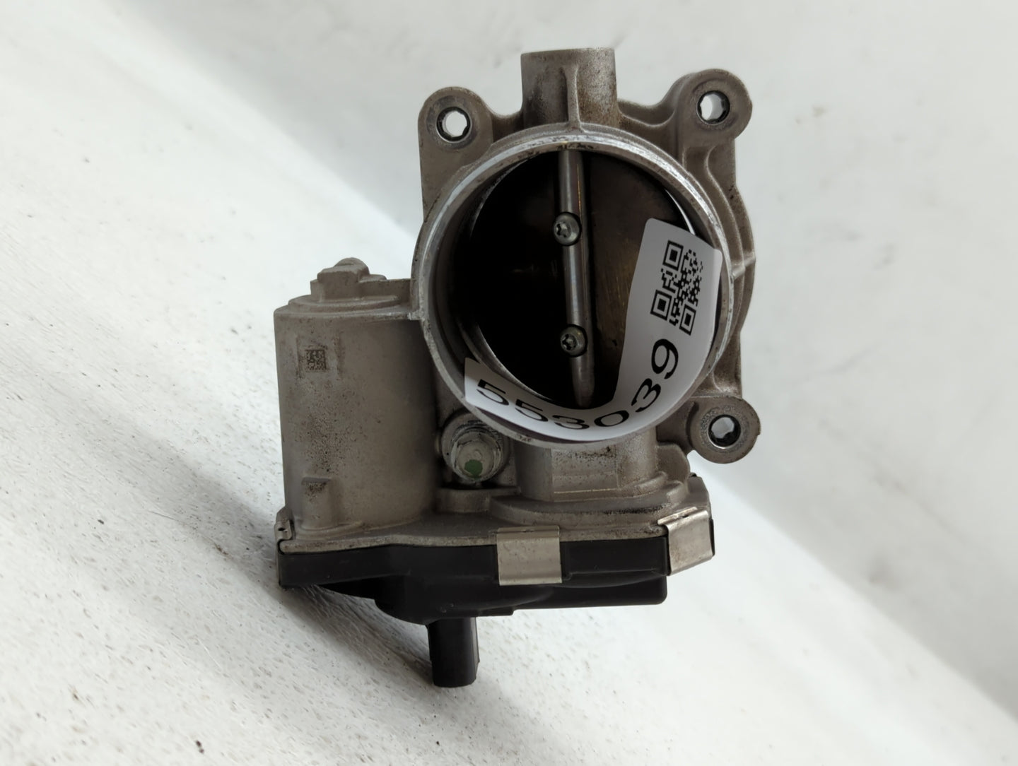 2016-2017 Chevrolet Equinox Throttle Body P/N:12670834AA Fits Fits 2016 2017 OEM Used Auto Parts - Oemusedautoparts1.com