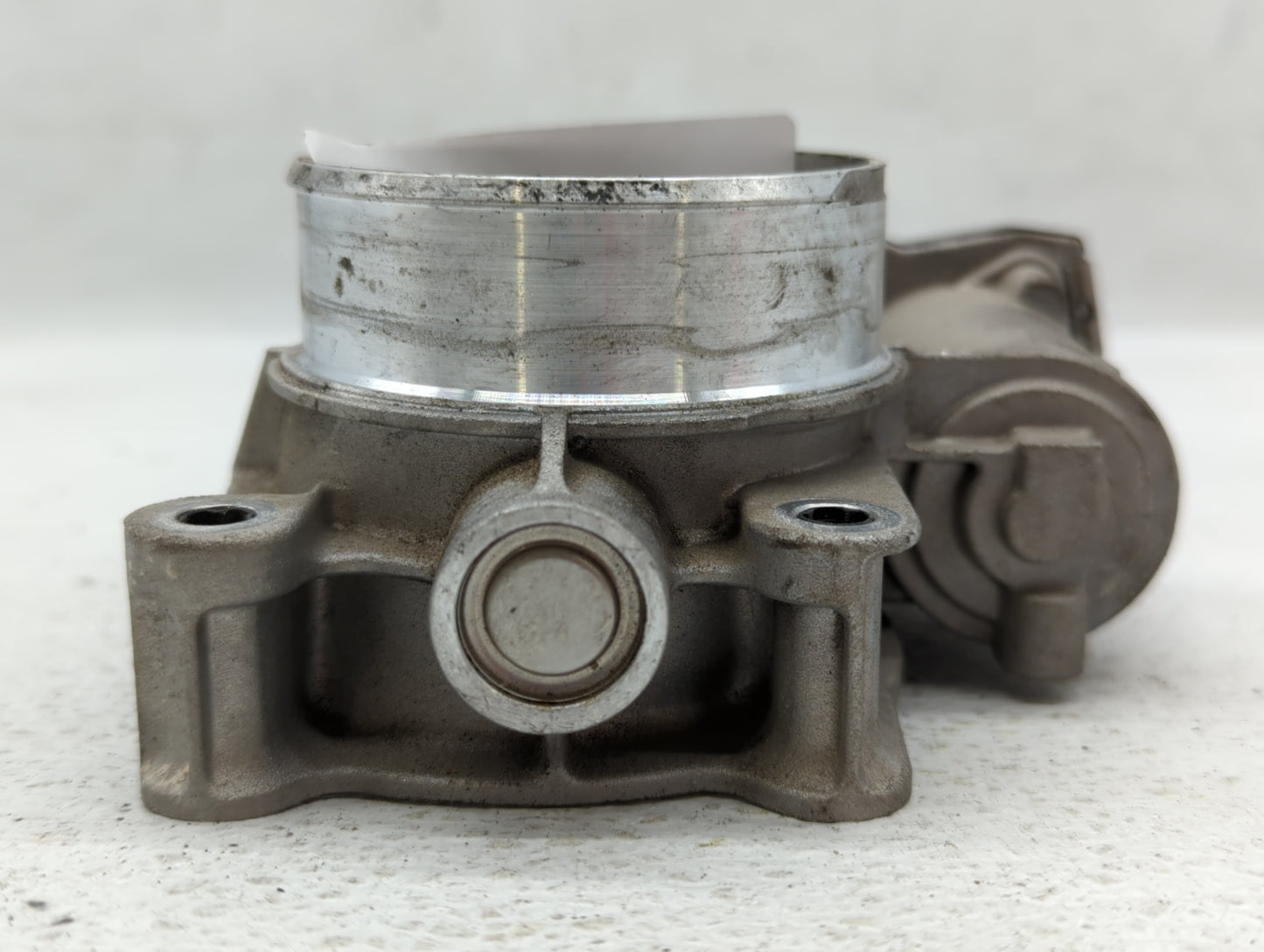 2016-2017 Chevrolet Equinox Throttle Body P/N:12670834AA Fits Fits 2016 2017 OEM Used Auto Parts - Oemusedautoparts1.com
