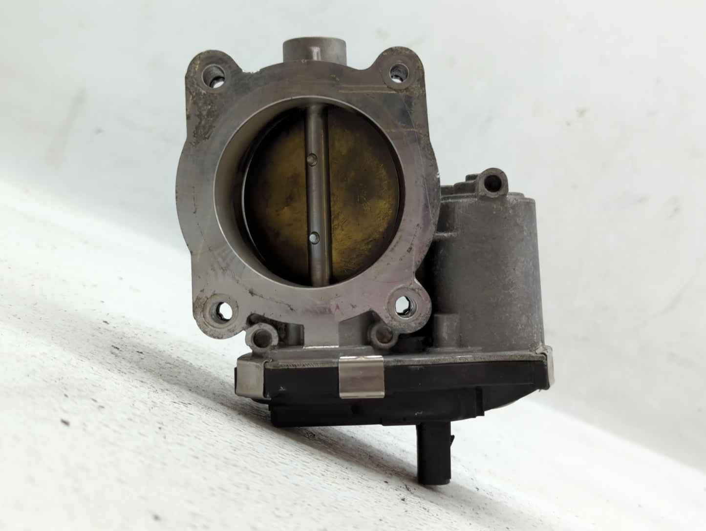 2016-2017 Chevrolet Equinox Throttle Body P/N:12670834AA Fits Fits 2016 2017 OEM Used Auto Parts - Oemusedautoparts1.com