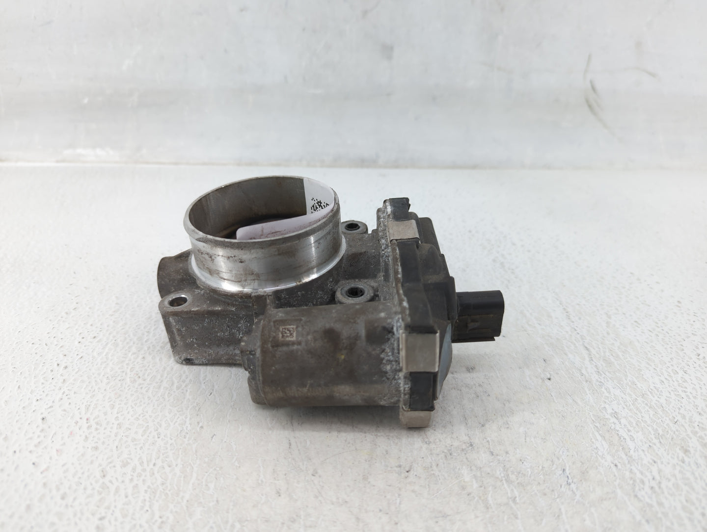 2016-2017 Chevrolet Equinox Throttle Body P/N:12670834AA Fits Fits 2016 2017 OEM Used Auto Parts - Oemusedautoparts1.com