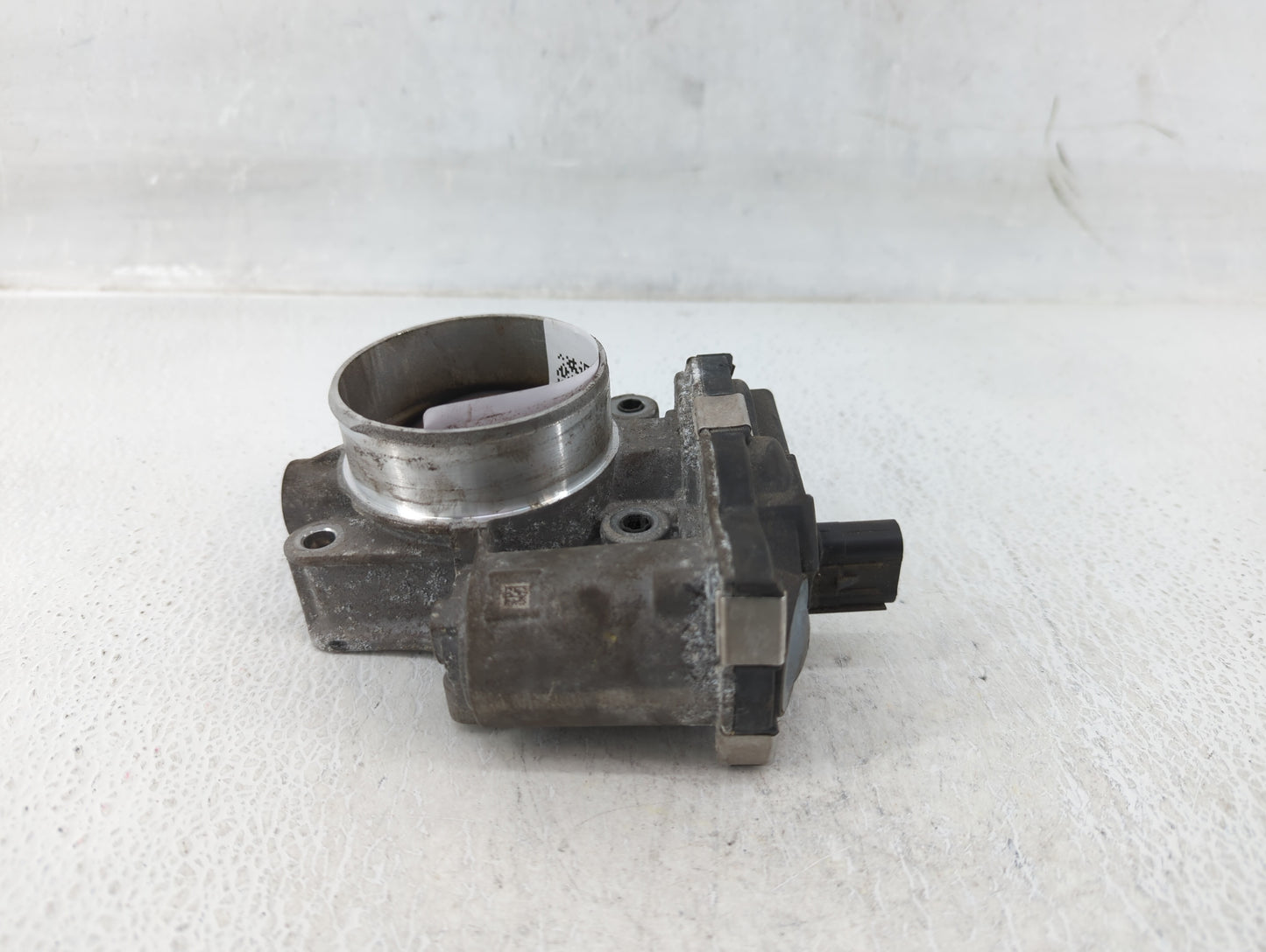 2016-2017 Chevrolet Equinox Throttle Body P/N:12670834AA Fits Fits 2016 2017 OEM Used Auto Parts - Oemusedautoparts1.com