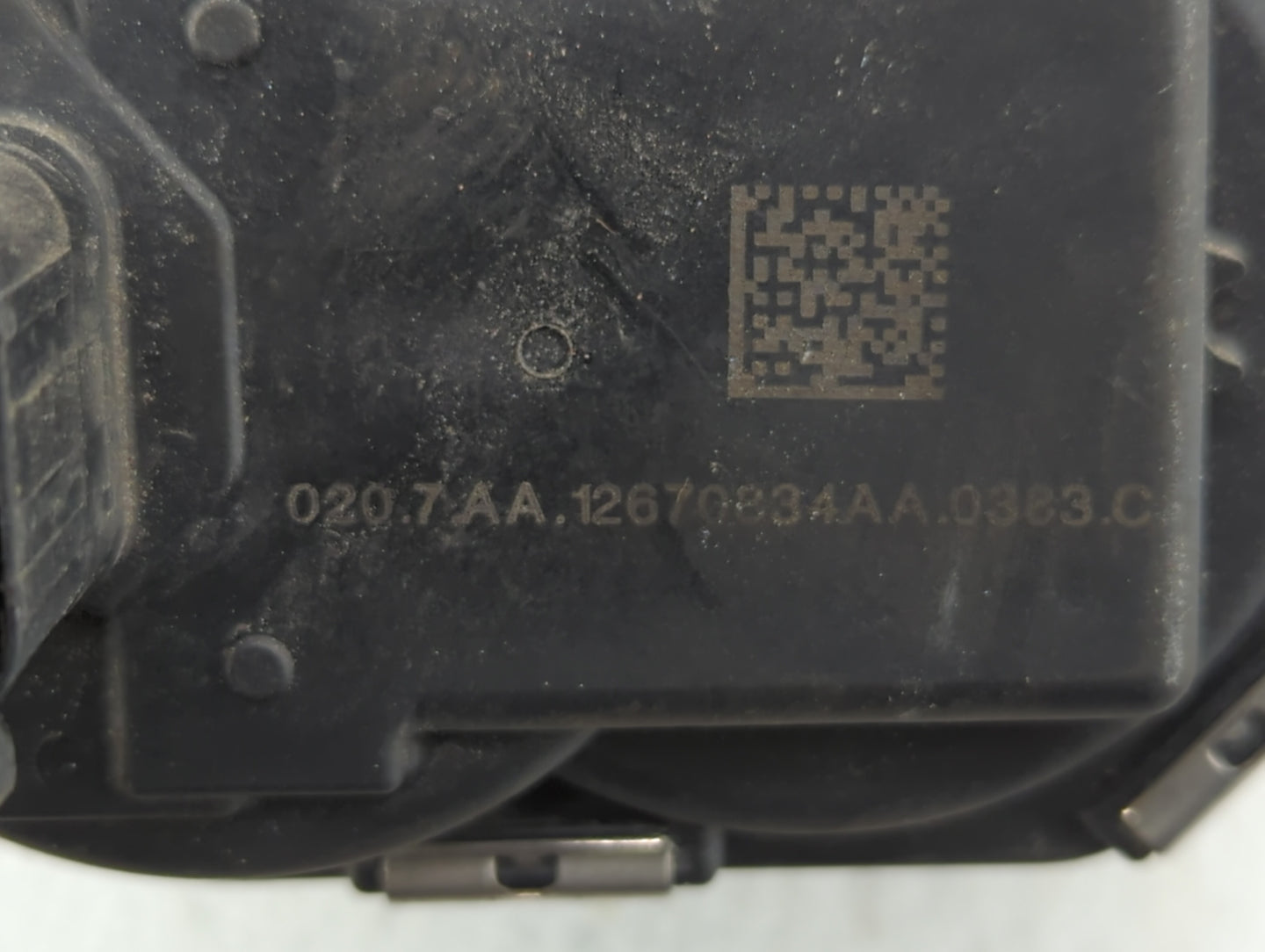 2016-2017 Chevrolet Equinox Throttle Body P/N:12670834AA Fits Fits 2016 2017 OEM Used Auto Parts - Oemusedautoparts1.com