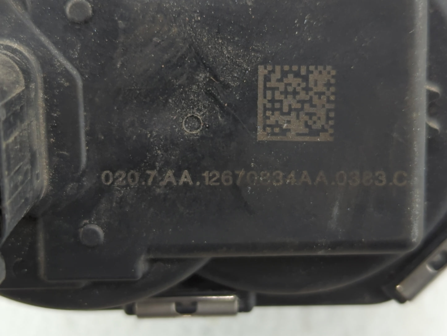 2016-2017 Chevrolet Equinox Throttle Body P/N:12670834AA Fits Fits 2016 2017 OEM Used Auto Parts - Oemusedautoparts1.com
