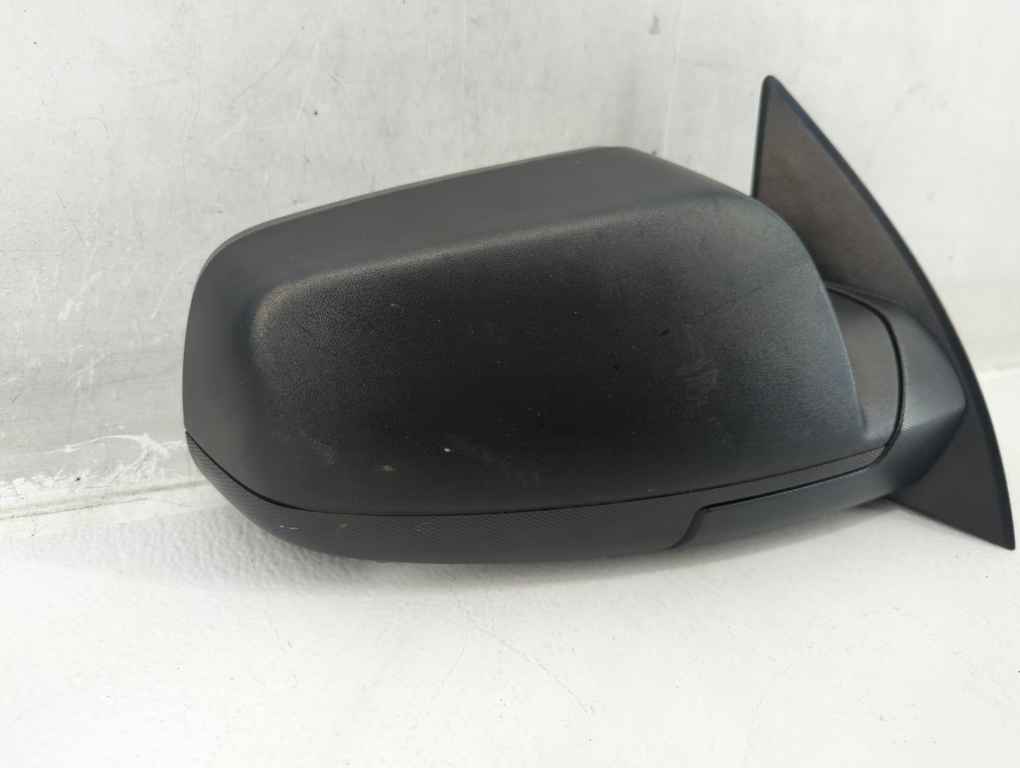 2015-2017 Chevrolet Equinox Passenger Side View Mirror - Right Door Mirror OEM Used - Oemusedautoparts1.com