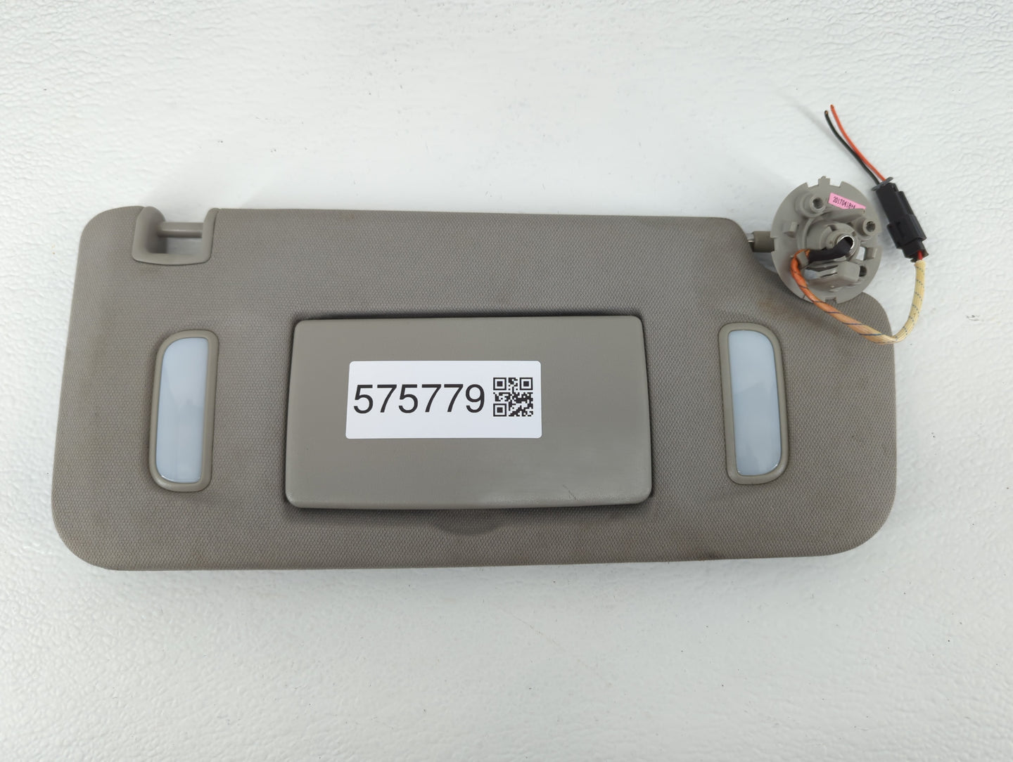 2010-2017 Chevrolet Equinox Sun Visor Shade Replacement Passenger Right Mirror Fits Fits 2010 2011 2012 2013 2014 2015 2016 