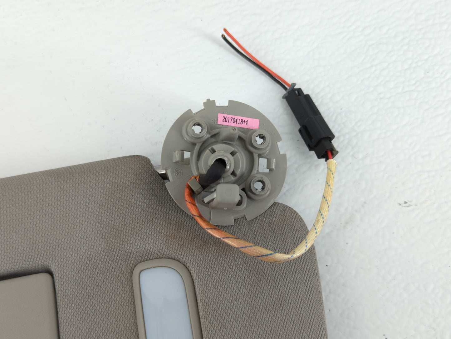 2010-2017 Chevrolet Equinox Sun Visor Shade Replacement Passenger Right Mirror Fits Fits 2010 2011 2012 2013 2014 2015 2016 