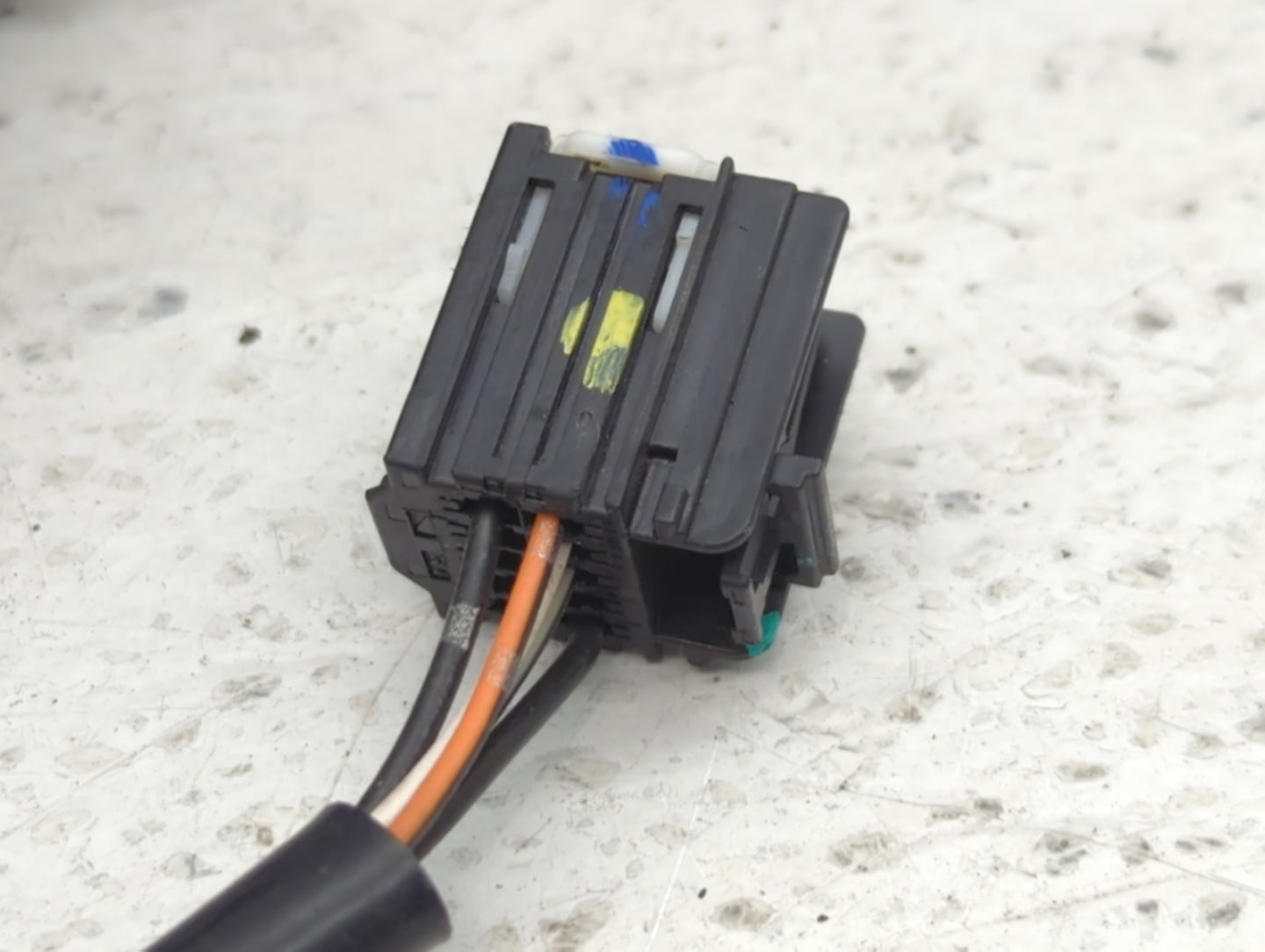 2015-2017 Chevrolet Equinox Passenger Side View Mirror - Right Door Mirror OEM Used - Oemusedautoparts1.com