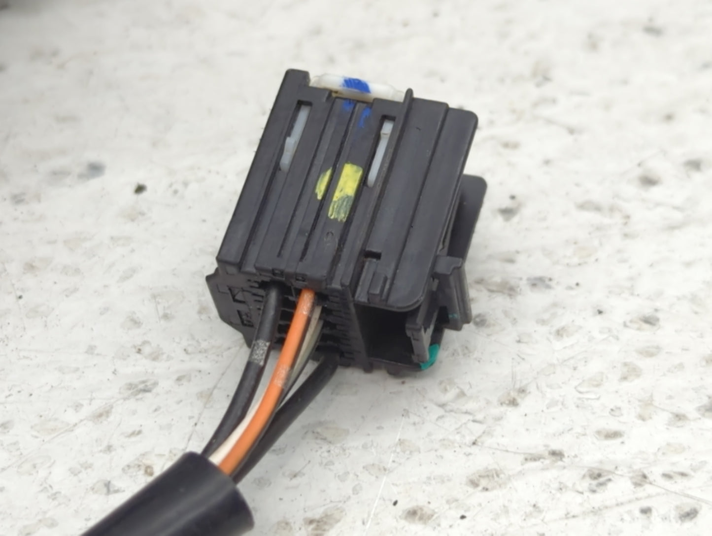 2015-2017 Chevrolet Equinox Passenger Side View Mirror - Right Door Mirror OEM Used - Oemusedautoparts1.com