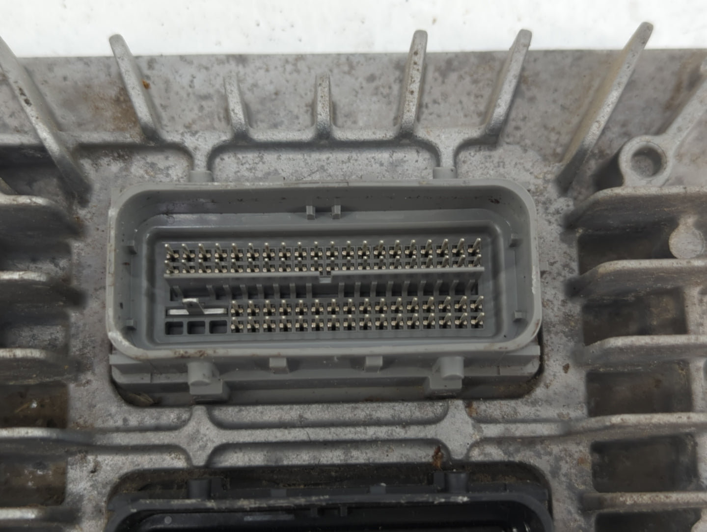 2017 Chevrolet Equinox PCM Engine Control Computer ECU ECM PCU OEM P/N:12667002 12667189 Fits Fits 2018 2019 2020 OEM Used A