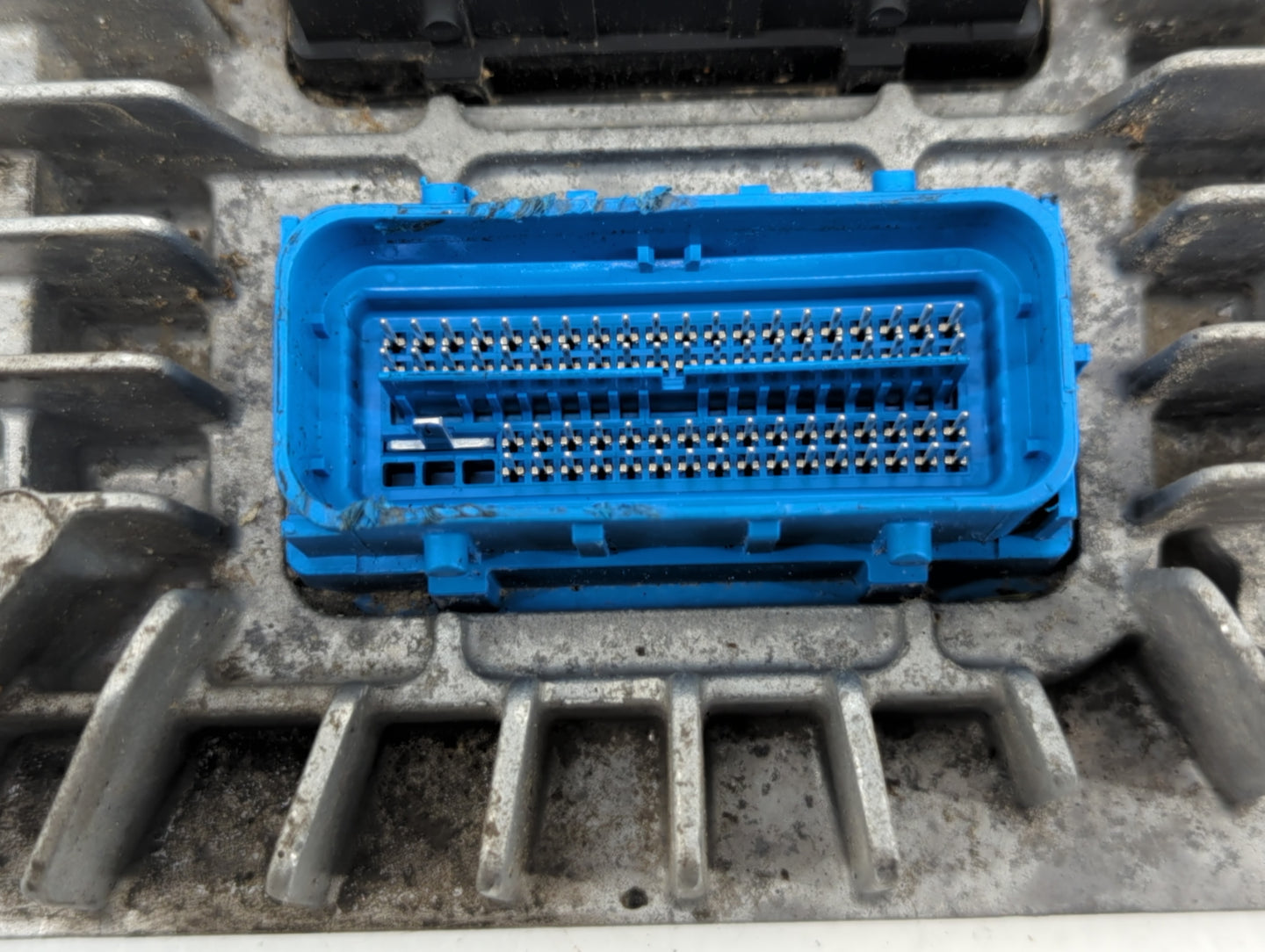 2017 Chevrolet Equinox PCM Engine Control Computer ECU ECM PCU OEM P/N:12667002 12667189 Fits Fits 2018 2019 2020 OEM Used A