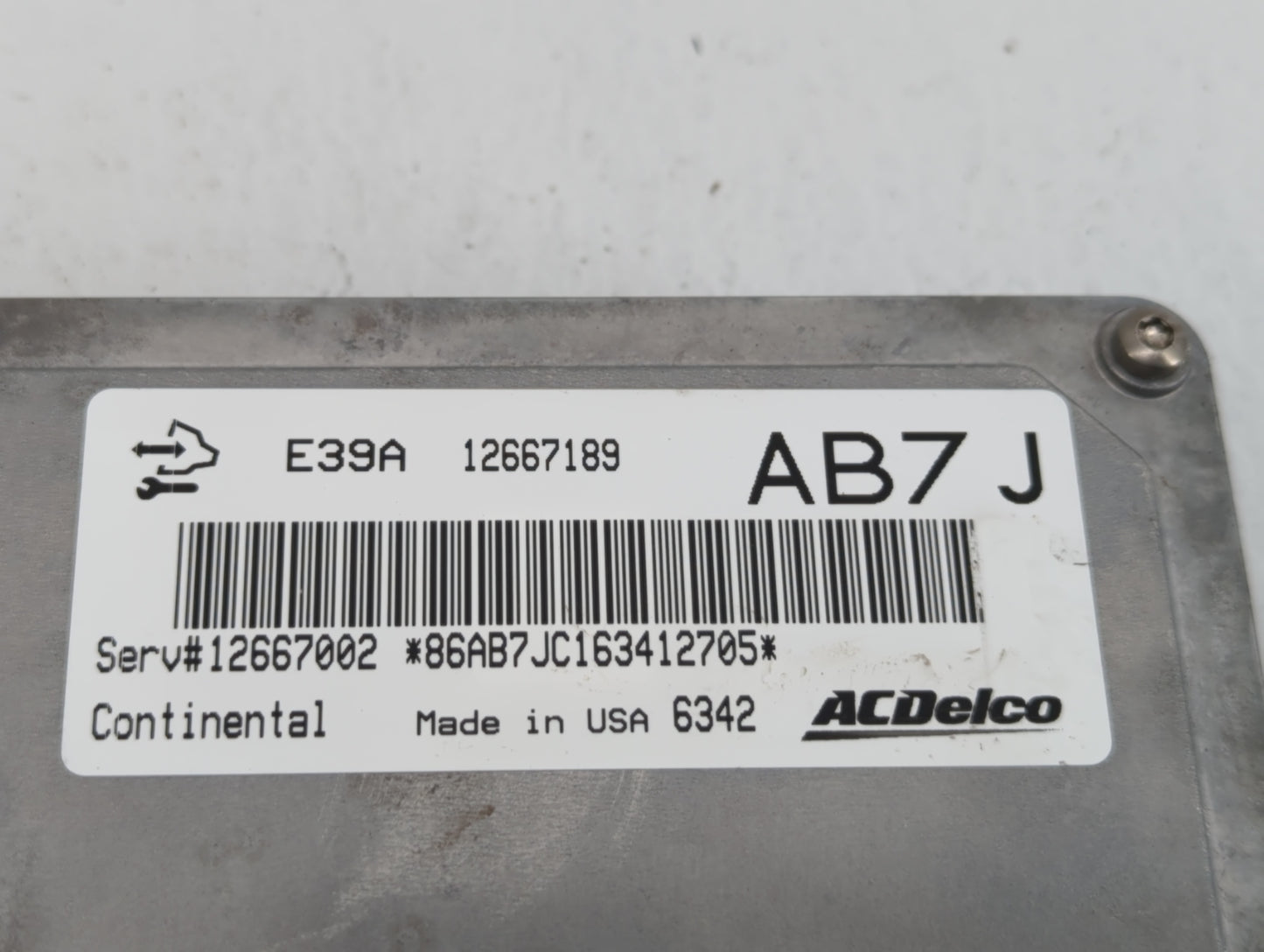 2017 Chevrolet Equinox PCM Engine Control Computer ECU ECM PCU OEM P/N:12667002 12667189 Fits Fits 2018 2019 2020 OEM Used A