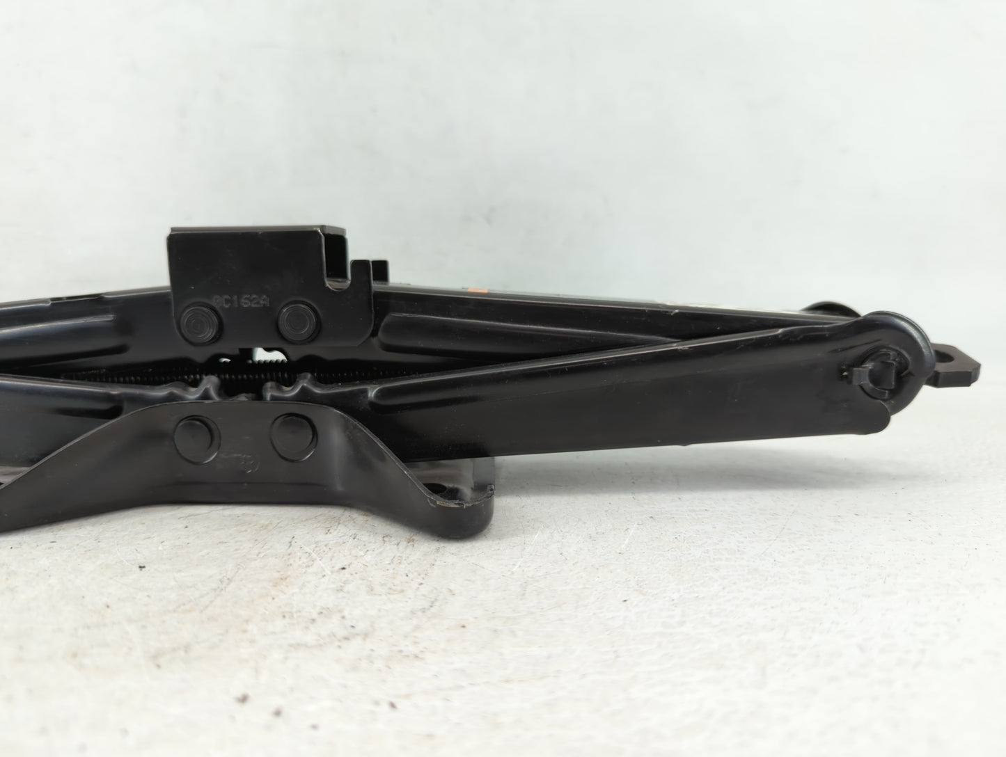2017 Chevrolet Equinox Spare Scissor Car Jack - Oemusedautoparts1.com