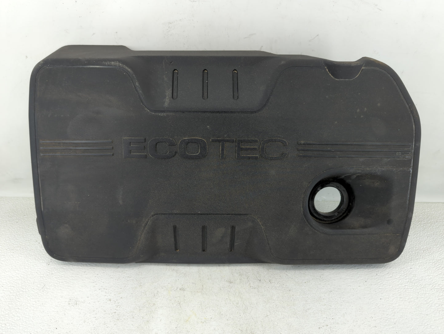 2017 Chevrolet Equinox Engine Cover - Oemusedautoparts1.com