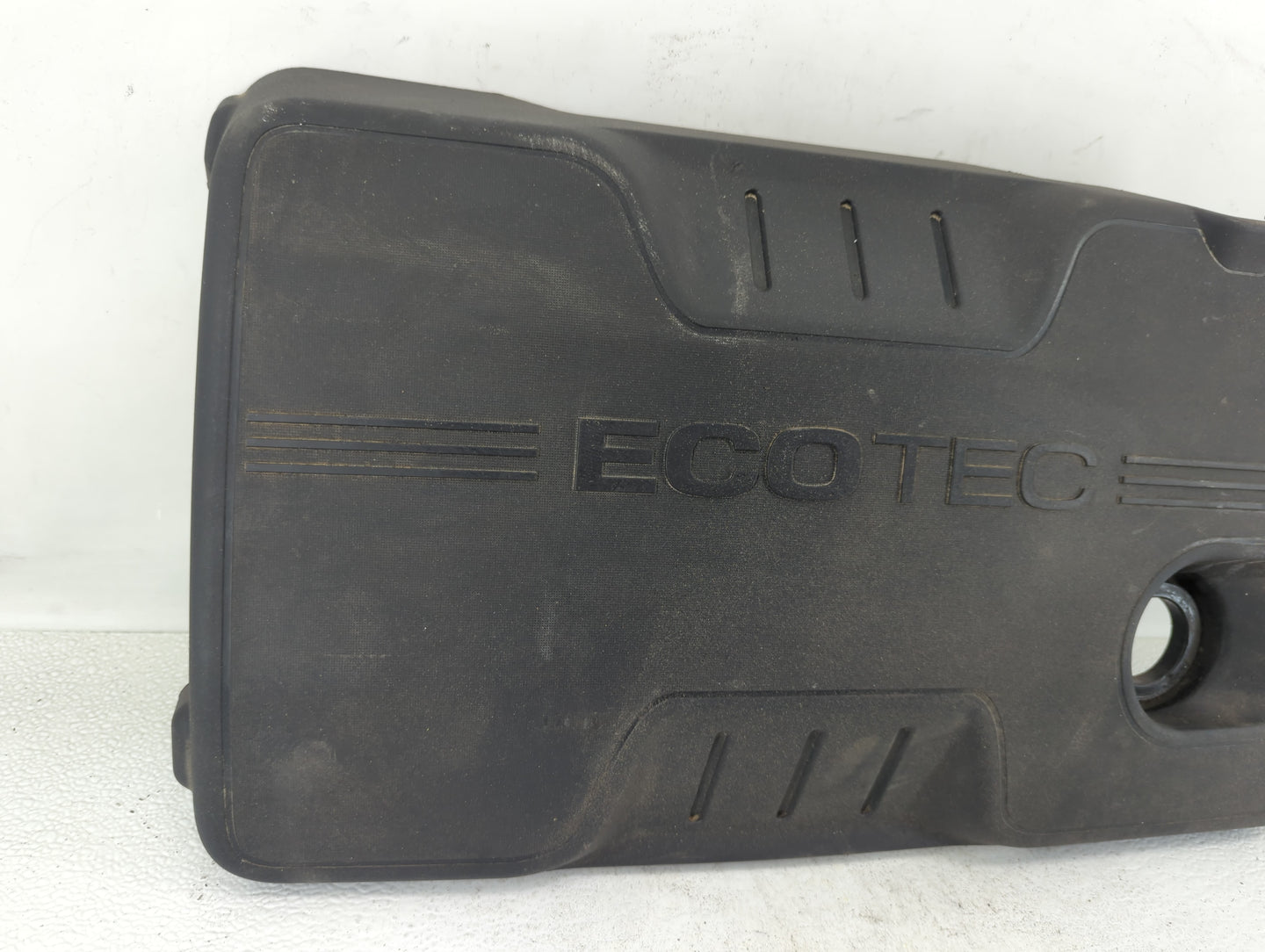 2017 Chevrolet Equinox Engine Cover - Oemusedautoparts1.com
