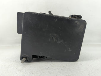 compare product 2016-2017 Chevrolet Equinox Fusebox Fuse Box Panel Relay Module P/N:84080470_01 Fits Fits 2016 2017 OEM Used Auto Parts