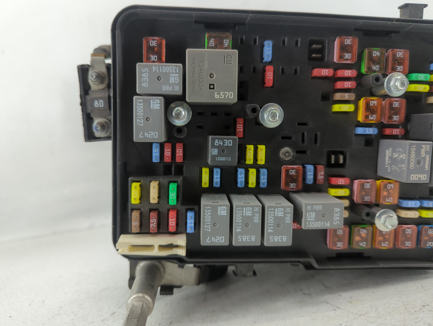 2016-2017 Chevrolet Equinox Fusebox Fuse Box Panel Relay Module P/N:84080470_01 Fits Fits 2016 2017 OEM Used Auto Parts - Oe