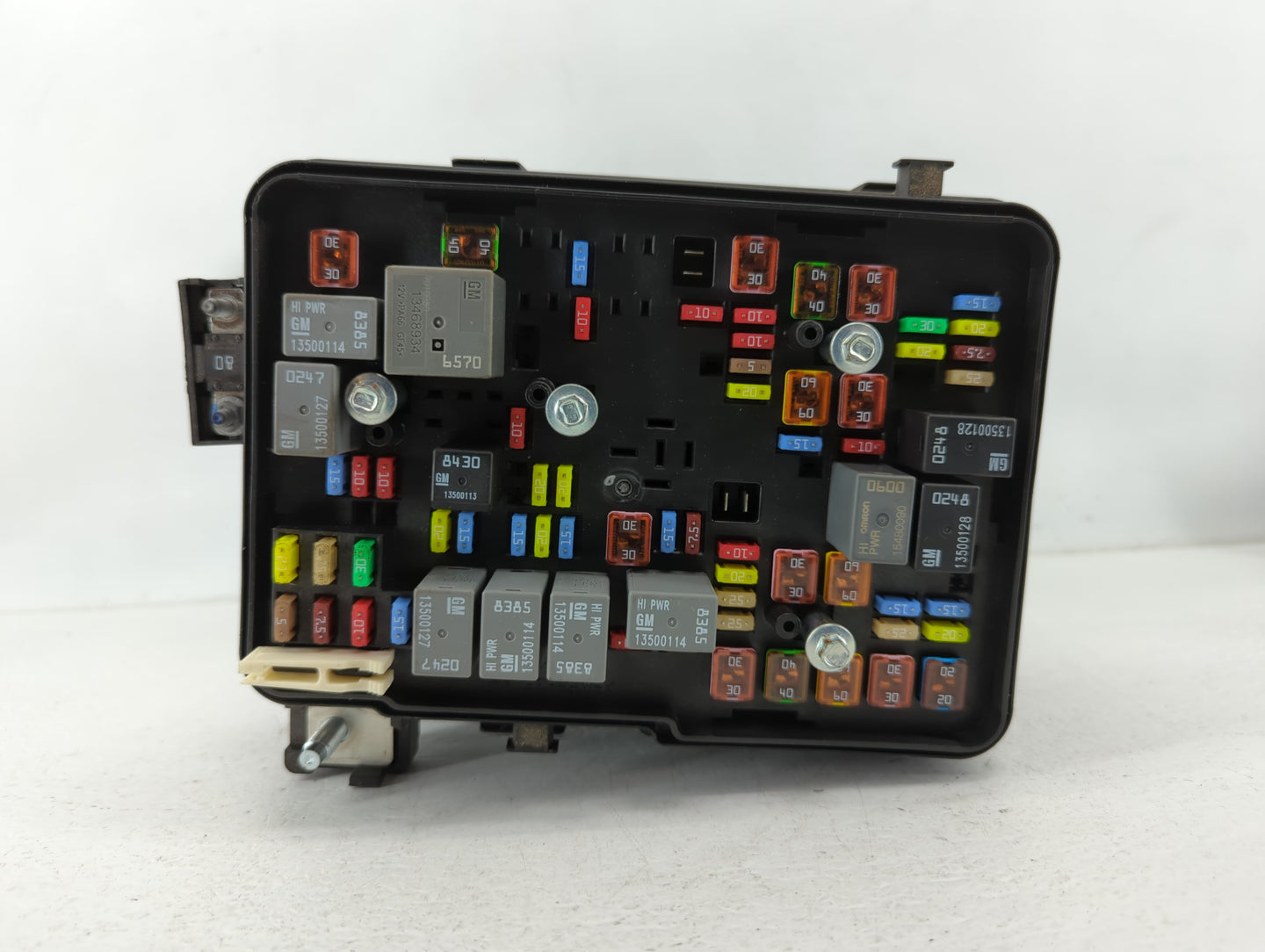 2016-2017 Chevrolet Equinox Fusebox Fuse Box Panel Relay Module P/N:84080470_01 Fits Fits 2016 2017 OEM Used Auto Parts - Oe