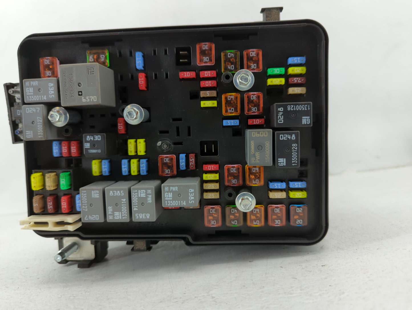 2016-2017 Chevrolet Equinox Fusebox Fuse Box Panel Relay Module P/N:84080470_01 Fits Fits 2016 2017 OEM Used Auto Parts - Oe