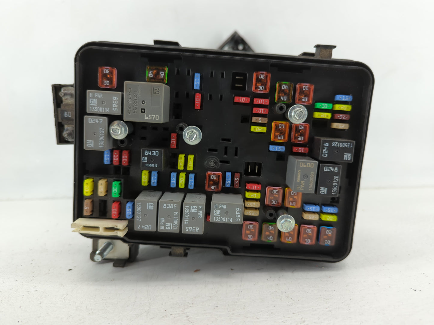 2016-2017 Chevrolet Equinox Fusebox Fuse Box Panel Relay Module P/N:84080470_01 Fits Fits 2016 2017 OEM Used Auto Parts - Oe
