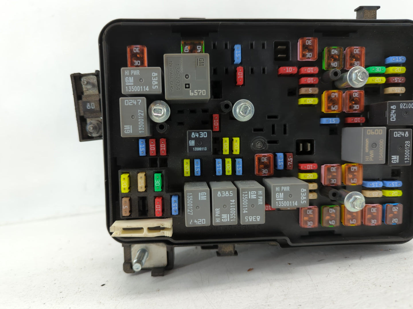 2016-2017 Chevrolet Equinox Fusebox Fuse Box Panel Relay Module P/N:84080470_01 Fits Fits 2016 2017 OEM Used Auto Parts - Oe