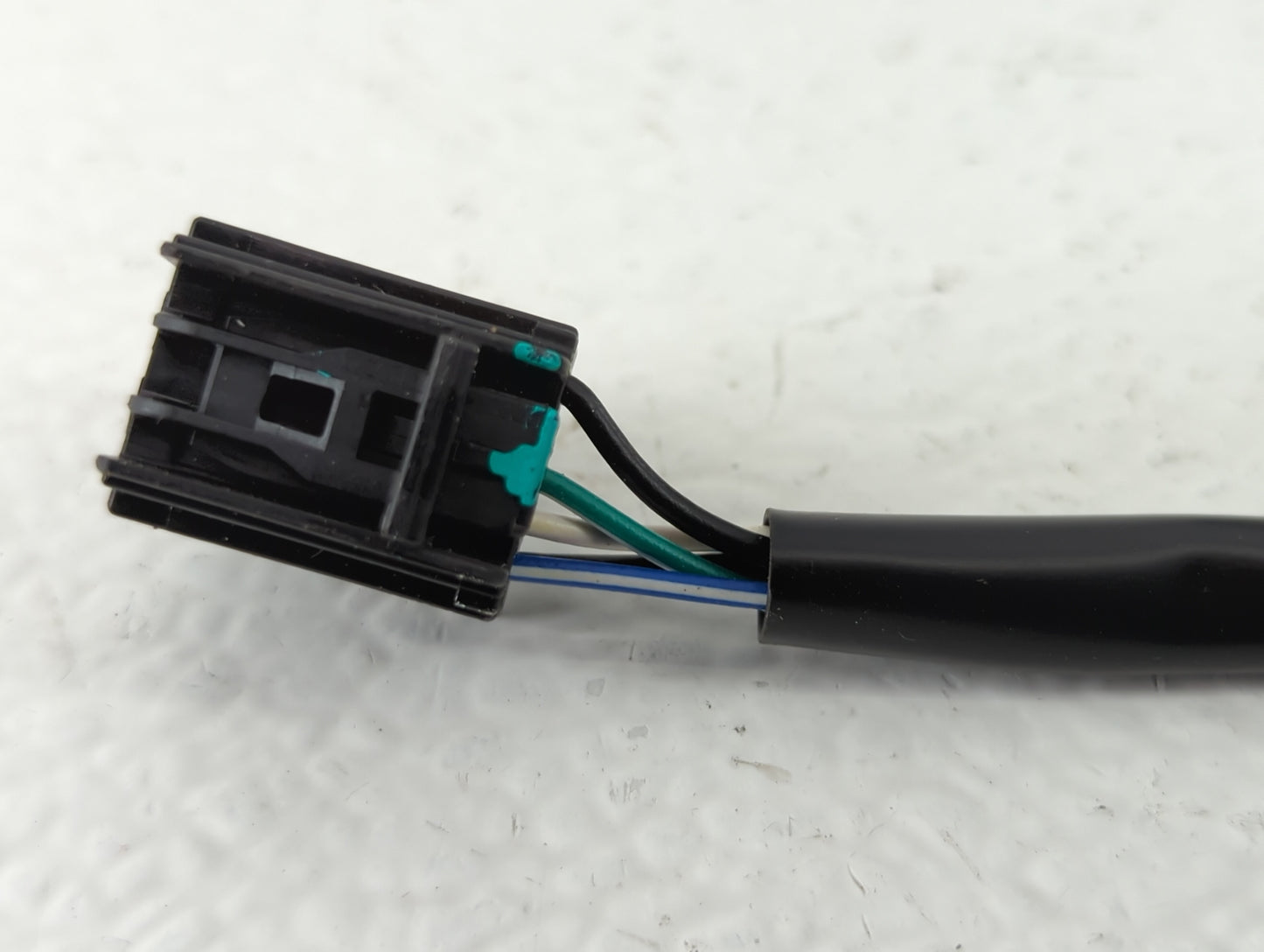 2015-2017 Chevrolet Equinox Driver Side View Mirror - Left Door Mirror OEM Used - Oemusedautoparts1.com