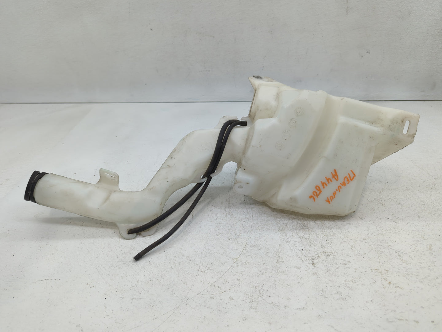2017-2017 Chevrolet Equinox Windshield Washer Fluid Reservoir Bottle Oem - Oemusedautoparts1.com