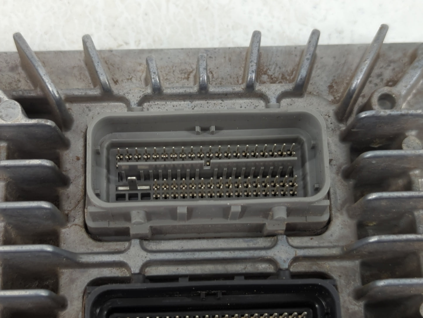 2017 Chevrolet Equinox PCM Engine Control Computer ECU ECM PCU OEM P/N:12667002 12667189 Fits Fits 2018 2019 2020 OEM Used A