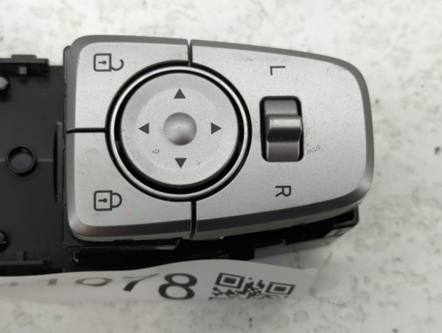 2010-2017 Chevrolet Equinox Master Power Window Switch Replacement Driver Side Left P/N:93570S8141SSU 0000091 Fits OEM Used 