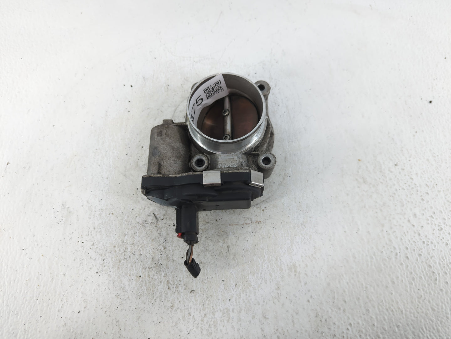 2016-2017 Chevrolet Equinox Throttle Body P/N:12669146AA Fits Fits 2016 2017 OEM Used Auto Parts - Oemusedautoparts1.com