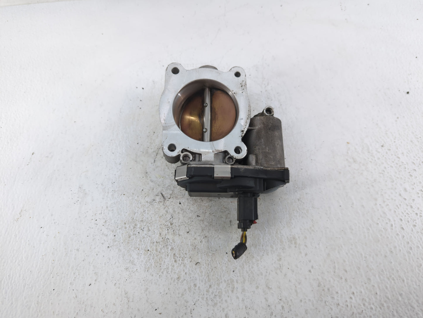 2016-2017 Chevrolet Equinox Throttle Body P/N:12669146AA Fits Fits 2016 2017 OEM Used Auto Parts - Oemusedautoparts1.com