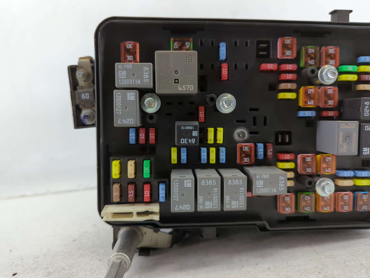 2016-2017 Chevrolet Equinox Fusebox Fuse Box Panel Relay Module P/N:84080470 01 Fits Fits 2016 2017 OEM Used Auto Parts - Oe